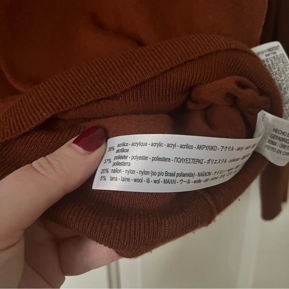 Zara Rust Sweater - Picture 3 of 4